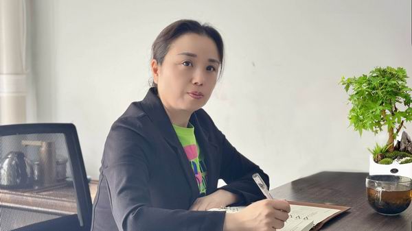 15王雁飞 行政部主任